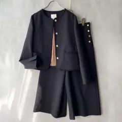 極美品✨アマカ　8.2万　40 ノーカラージャケット　ワイドパンツ2点セット　黒