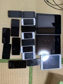 ジャンク品スマートフォン、ガラケー本体 11台セット - メルカリ