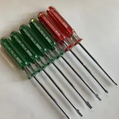 적색 녹색 스크루 드라이버