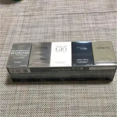 GIORGIO ARMANI 香水のサムネイル
