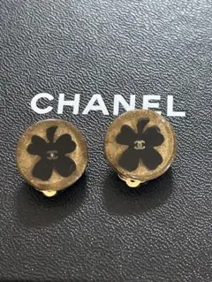 CHANEL ゴールド 花モチーフ イヤリング