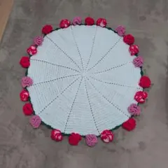【ハンドメイド】円形レース編みテーブルセンター 花束デザイン　ひざ掛け　冷房対策