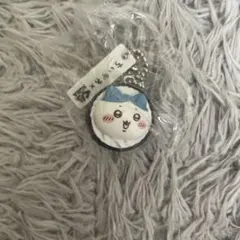 ちいかわ × くら寿司 ビッくらポン フィギュア キーホルダー ハチワレ
