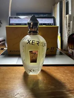 XERJOFF WHITE ON WHITE 50ml 香水 - メルカリ