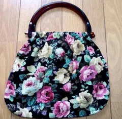 値下げ！花柄グラニーバッグ（黒地）