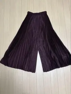 プリーツ ワイドパンツ