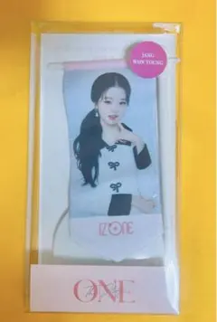 IZ*ONE IVE ウォニョン ミニフラッグ