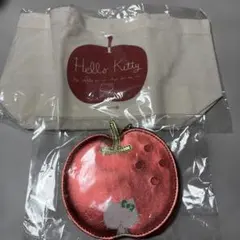 Hello Kitty リンゴ型ポーチ　＆　プチトートバッグ