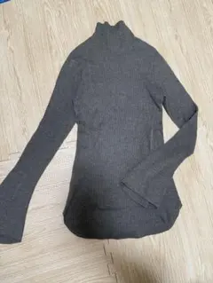 ユニクロ×マメクロゴウチ コラボ 3Dリブハイネックセーター（長袖）