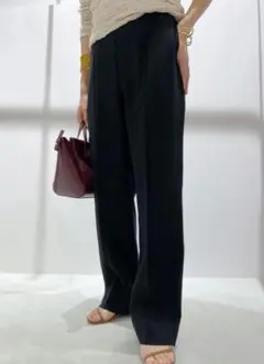 SHENERY センターステッチドロストパンツ