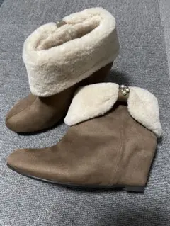 更にお値下げ！　スエードムートン調ブーツ