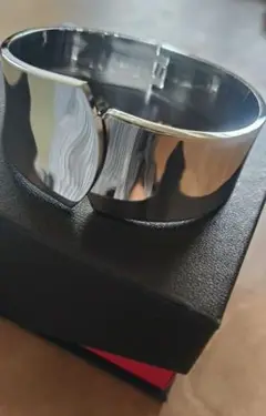 バングル