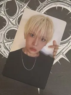 XLOV Jump up トレカ コンプリートセット ATEEZ JumpUp トレカ8枚セット - メルカリ