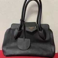 Samantha Thavasa ブラックハンドバッグ