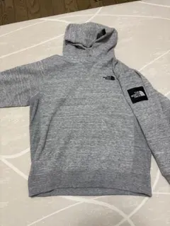 ノースフェイス　グレー　パーカー