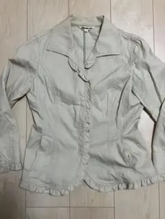 ベージュ　ジャケット