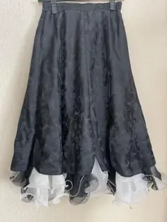 社交ダンス用黒白フリルスカート