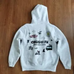 CHIGASAKI FM 裏起毛スウェットフーディー　Mサイズ