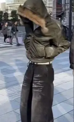 オリーブグリーン ファー付きジャケット