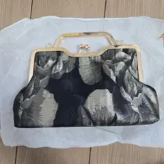 花柄クラッチバッグ ゴールドチェーン付き