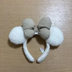 ディズニーカチューシャ　ミニー　もこもこ　白
