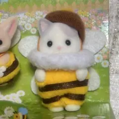 シルバニア あつまれ赤ちゃんセット みつばち　ラテネコの赤ちゃん　はち