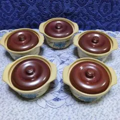 ✳中古品「蓋付き煮物椀」５客セット ✳ 片側の正面に蔦の絵柄が描かれています✳