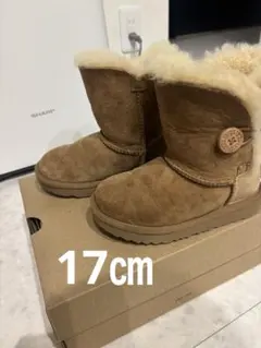 UGGキッズブーツ