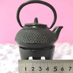 南部鉄器 鉄瓶 ミニチュア 置物 飾り物 インテリア　書道の水差し　五徳付き