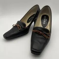 DIANA 黒 ハイヒール・パンプス 22.5cm 太ヒール　スクエアトゥ