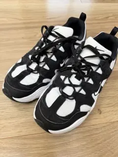 美品！NIKE テックヘラTECH HERA 26.5cmのサムネイル