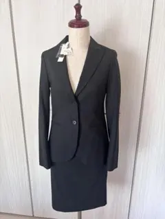 新品未使用　Theory スーツ　スカートセットアップ　ブラック　Sサイズ