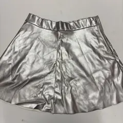 か*ず様 シルバー 合成皮革 フレアミニスカート