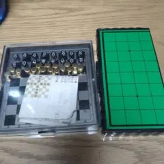 ・折りたたみ式オセロゲーム　コンパクトなチェス