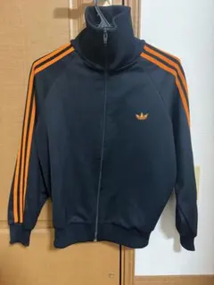 2025年最新】adidas デサント オレンジの人気アイテム - メルカリ