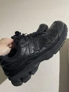 New Balance 2002R ブラックスニーカー