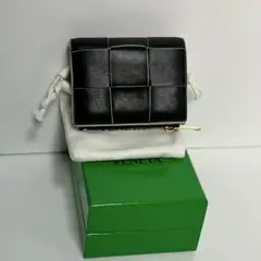 ★のん品 ボッテガヴェネタ　編み込み　長財布 折り財布 ２つ折り BOTTEGA VENETA 折りたたみ財布