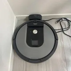 iRobot Roomba ロボット掃除機 本体のサムネイル