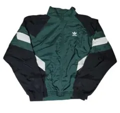 adidas ナイロンジャケット　遠藤さくら着用　ウィンドブレーカー　ジャージ