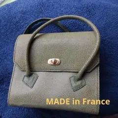 Item thumbnail for item 135fd39a-7060-4267-9ce3-78695fb4aa0f