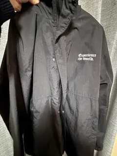 ナイロンジャケット 黒