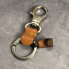 イルビゾンテ キーリングレザー 革 キャメル ヤキヌメ カラビナ付 キーホルダー