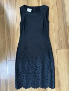 美品　アクリス　AKRIS punto ノースリーブワンピース ブラックのサムネイル