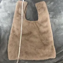 Item thumbnail for item 965b410e-a6fb-43a1-bedf-7ef393534008