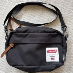 Coleman ブラック ショルダーバッグ⭐︎黒⭐︎
