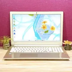 Windows11✨8世代 Core i7✨8G✨設定済みノートパソコン✨カメラ