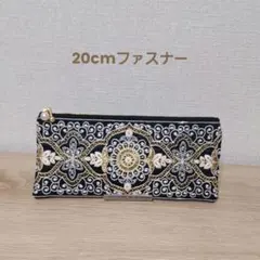 Item thumbnail for item d2949f23-03dc-48d7-aa69-31e15d1933b0