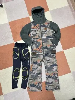 2025年最新】BURTON 迷彩の人気アイテム - メルカリ