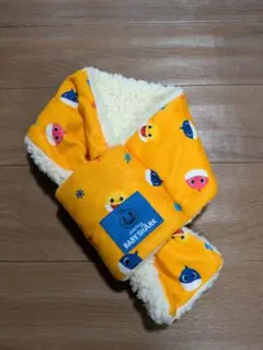BABY SHARK キッズ マフラー ボア素材
