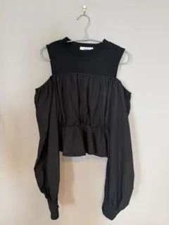 AZUL BY MOUSSY ブラック オフショルレイヤードブラウス シャツのサムネイル